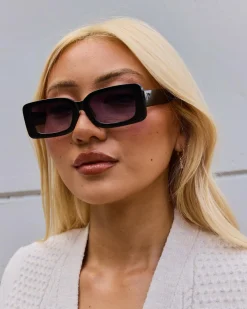Sunglasses*Indie Eyewear Newport Sunglasses Black/smoke