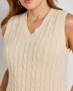 Outlet On Campus Cable Knit Vest Women Jackets & Coats