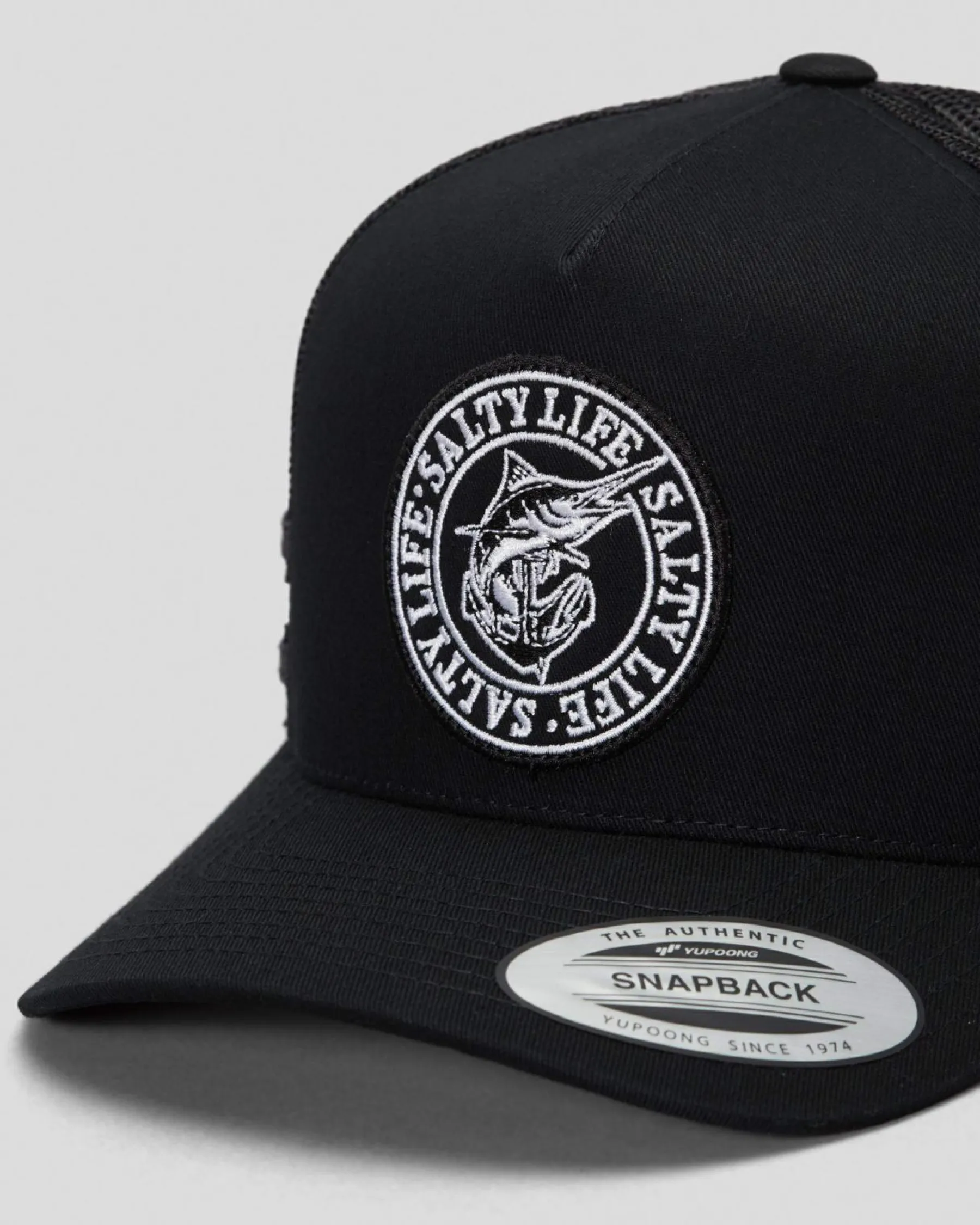 Headwear*Salty Life Once Bitten 3.0 Trucker Cap Black/black