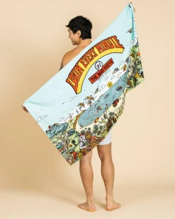 Beach Accessories & Towels*The Mad Hueys Oz Straya Towel Aqua