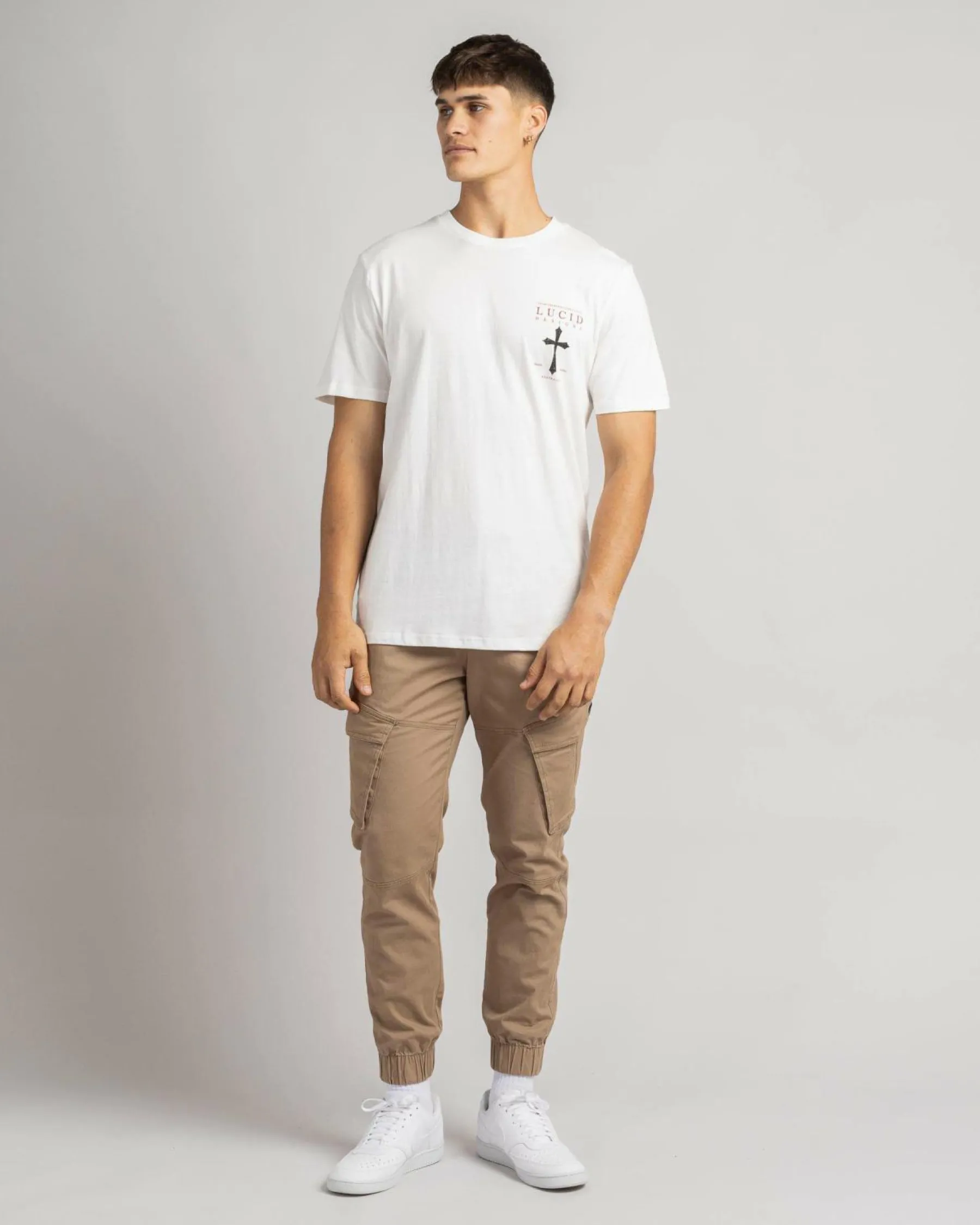 Clearance Pariah T-Shirt Tops & T-Shirts