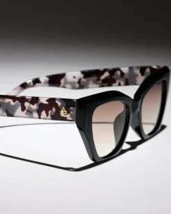 Sunglasses*Aire Persei Sunglasses Black Tort/brown