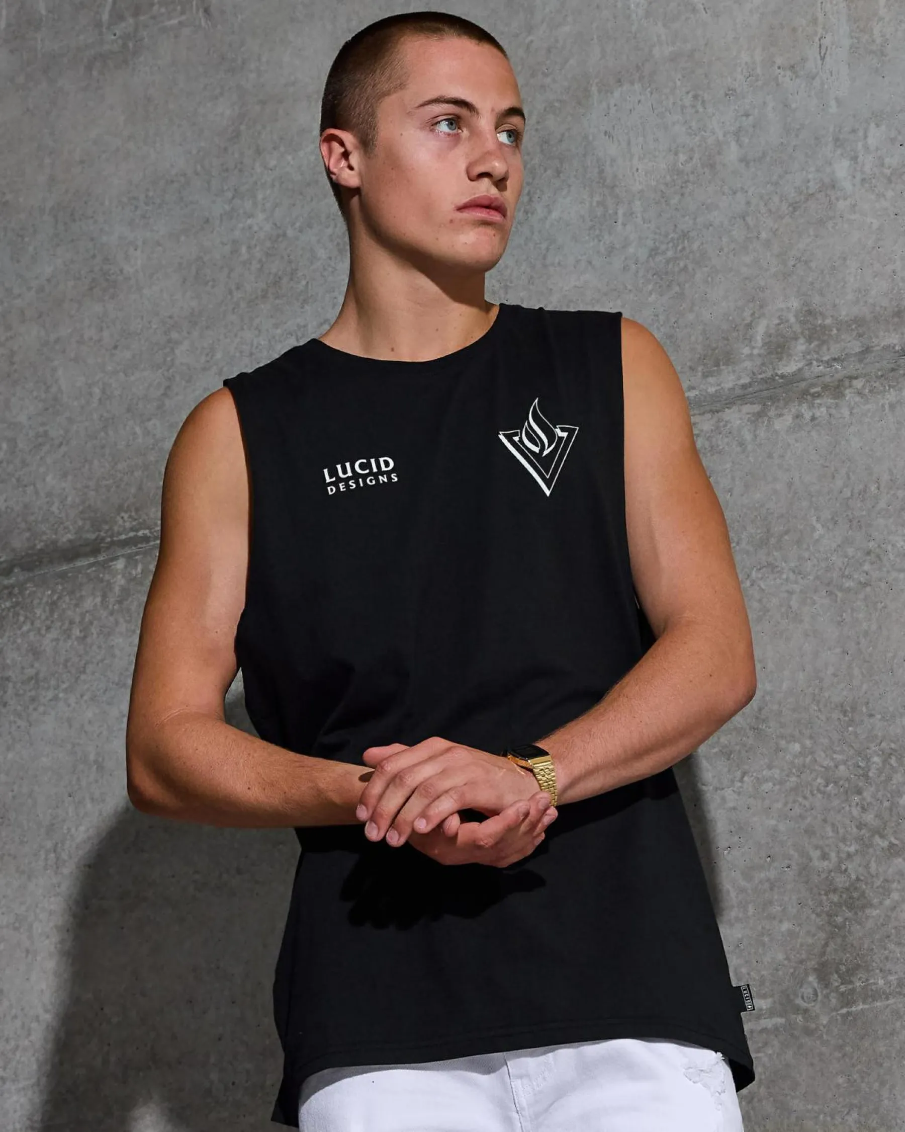 Discount Pinnacle Muscle Tank Tops & T-Shirts