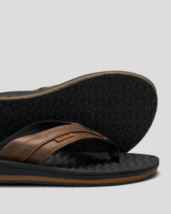 Outlet Quest Thongs Flip Flops & Sandals