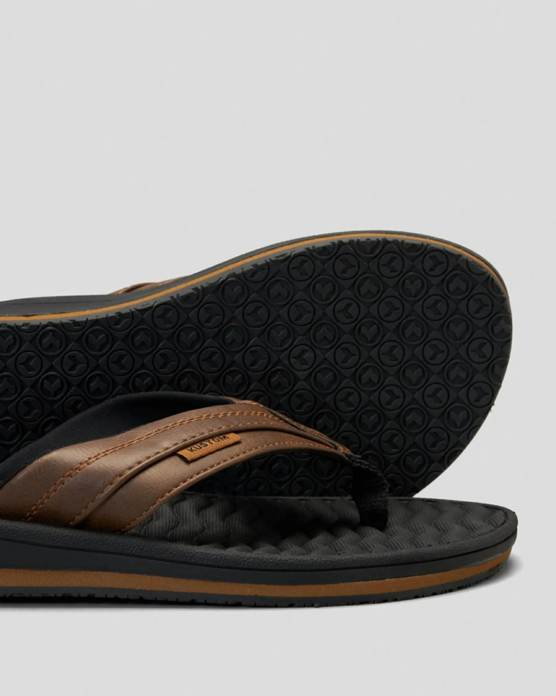 Outlet Quest Thongs Flip Flops & Sandals