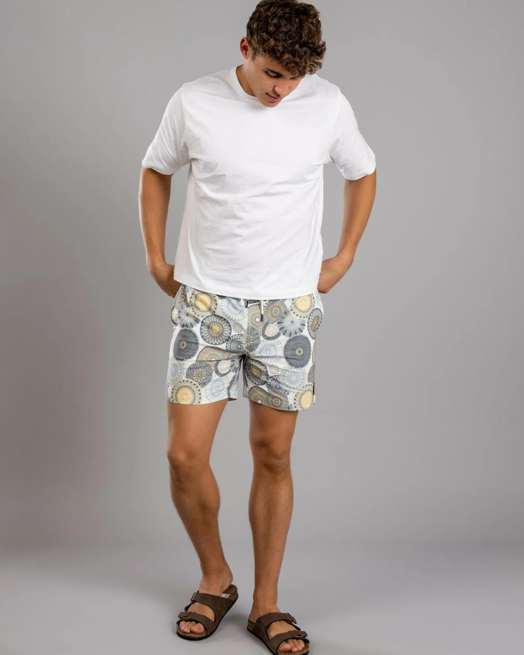 Clearance Radial Elastic Waist Shorts Shorts & Bottoms