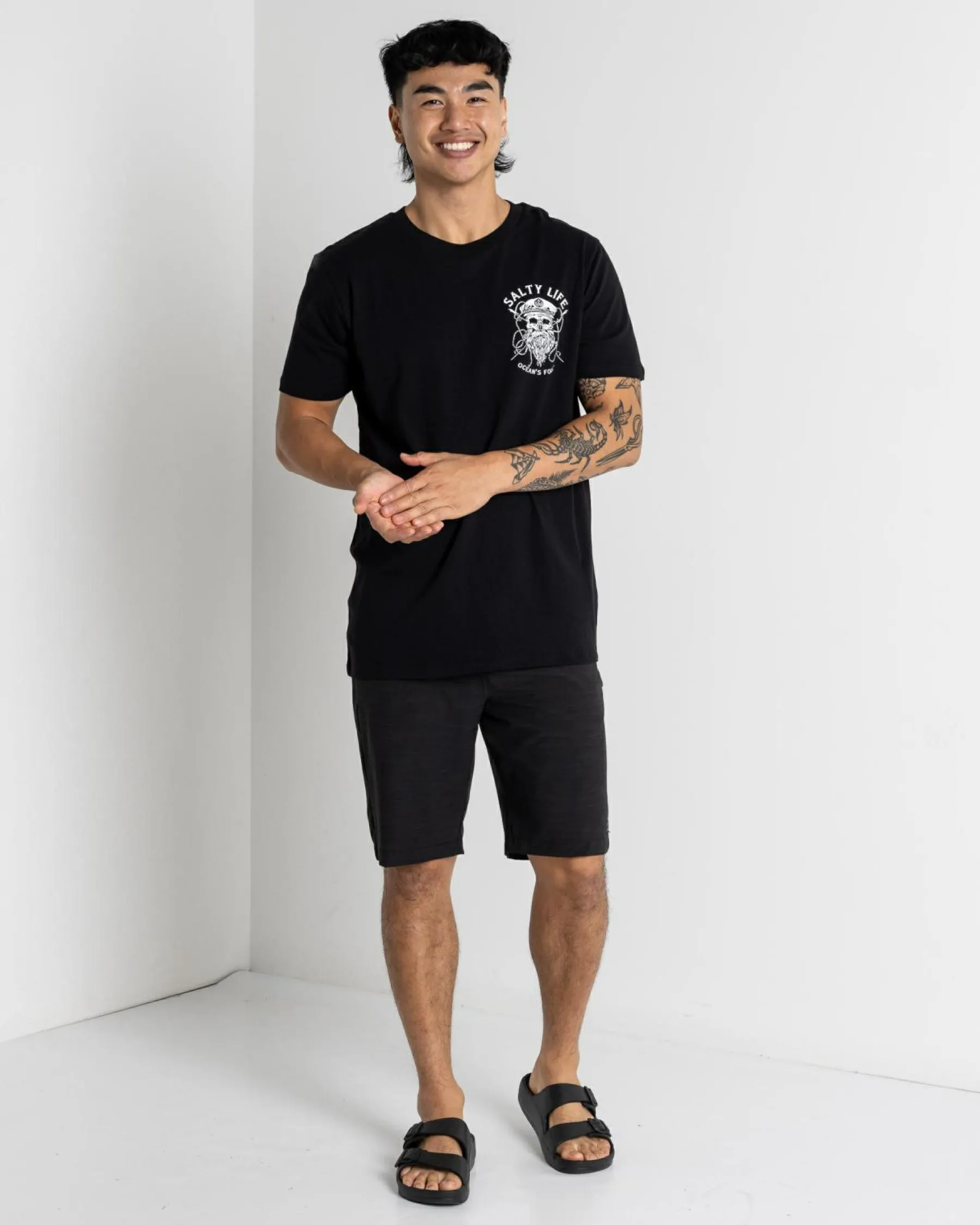 Tops & T-Shirts*Salty Life Raider T-Shirt Black