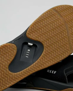 Slides*Reef Fanning Thongs Black/silver