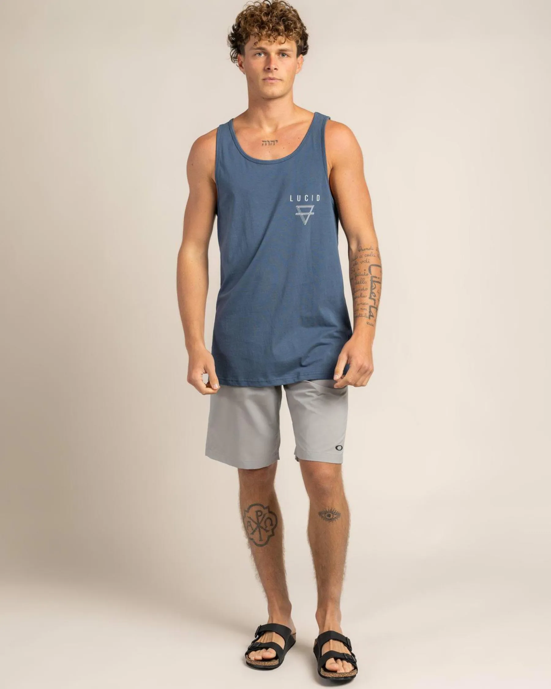 Outlet Resilient Singlet Tops & T-Shirts