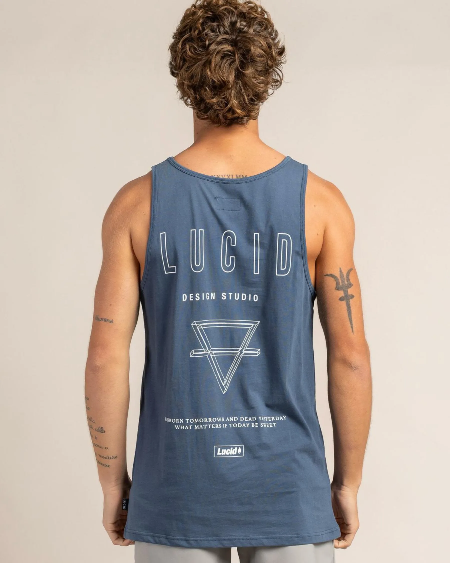 Outlet Resilient Singlet Tops & T-Shirts