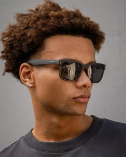 Discount Rivals Polarised Sunglasses Sunglasses