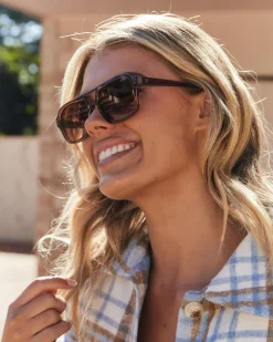 Sunglasses*Reality Eyewear Runway Sunglasses Mocca