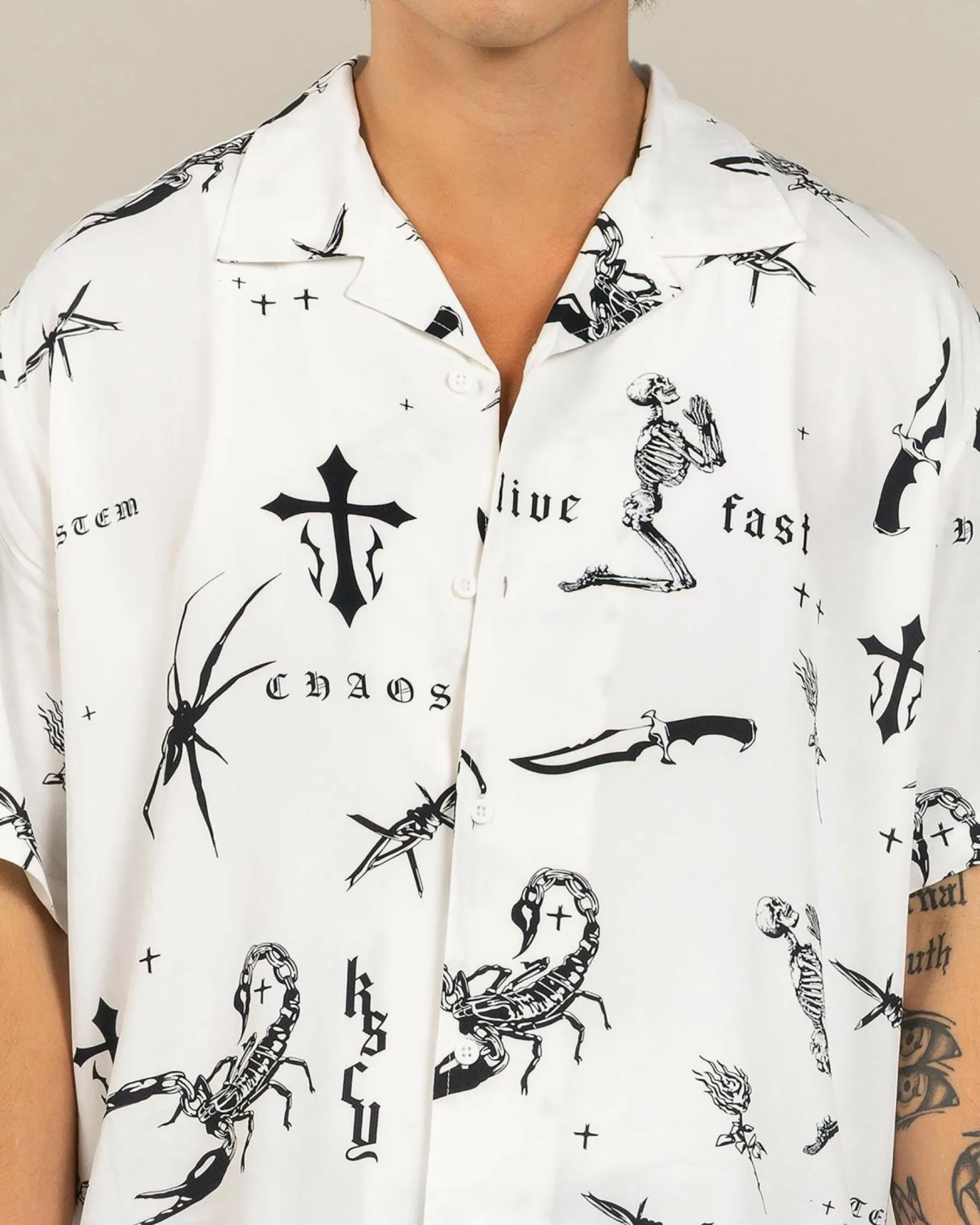Tops & T-Shirts*Kiss Chacey Scatter Resort Short Sleeve Shirt White Print