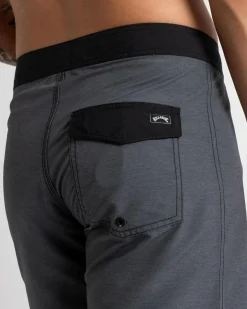 Hot Shadow Cut OG Board Shorts Board Shorts|Shorts & Bottoms