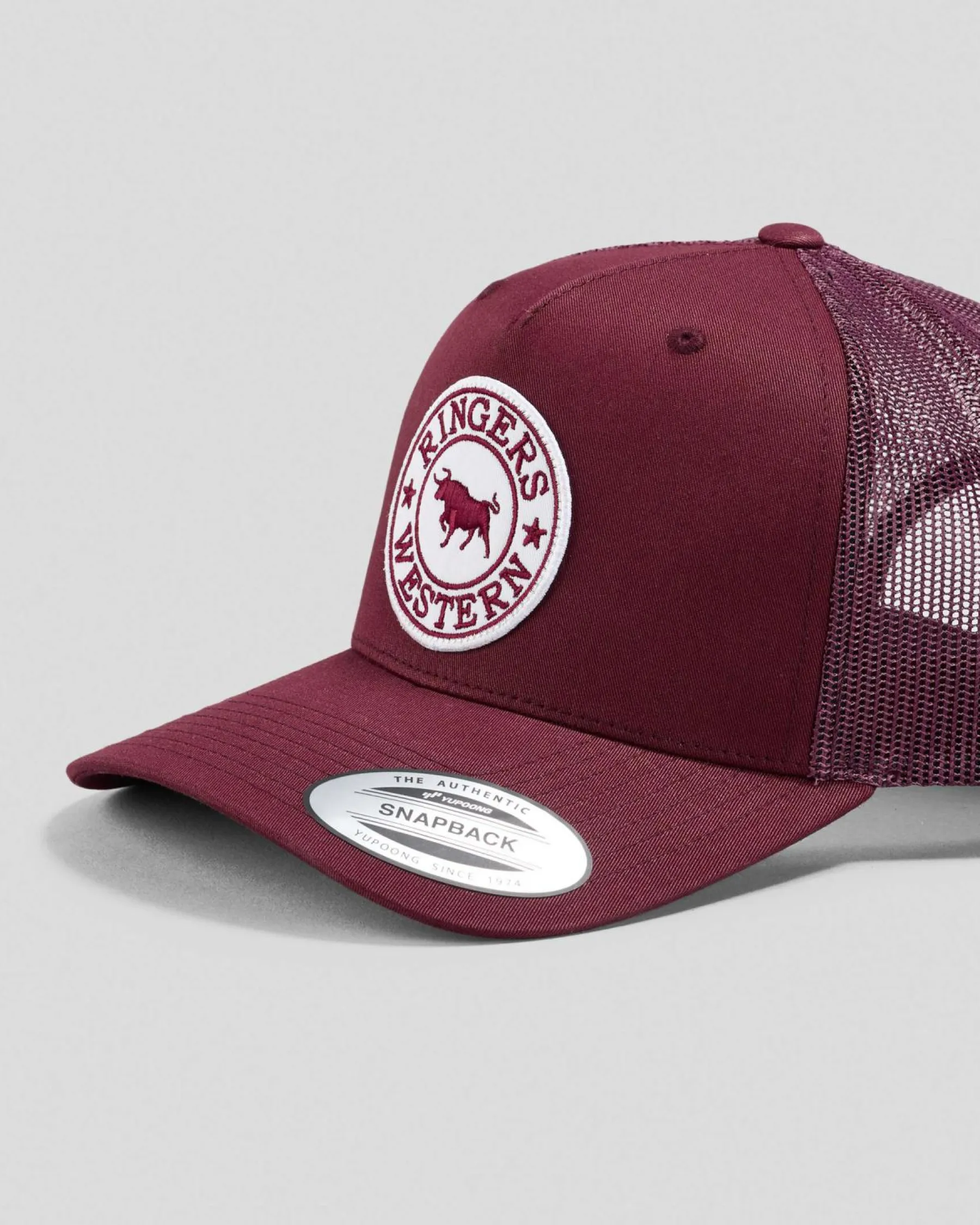 Hot Signature Bull Trucker Cap Women Headwear