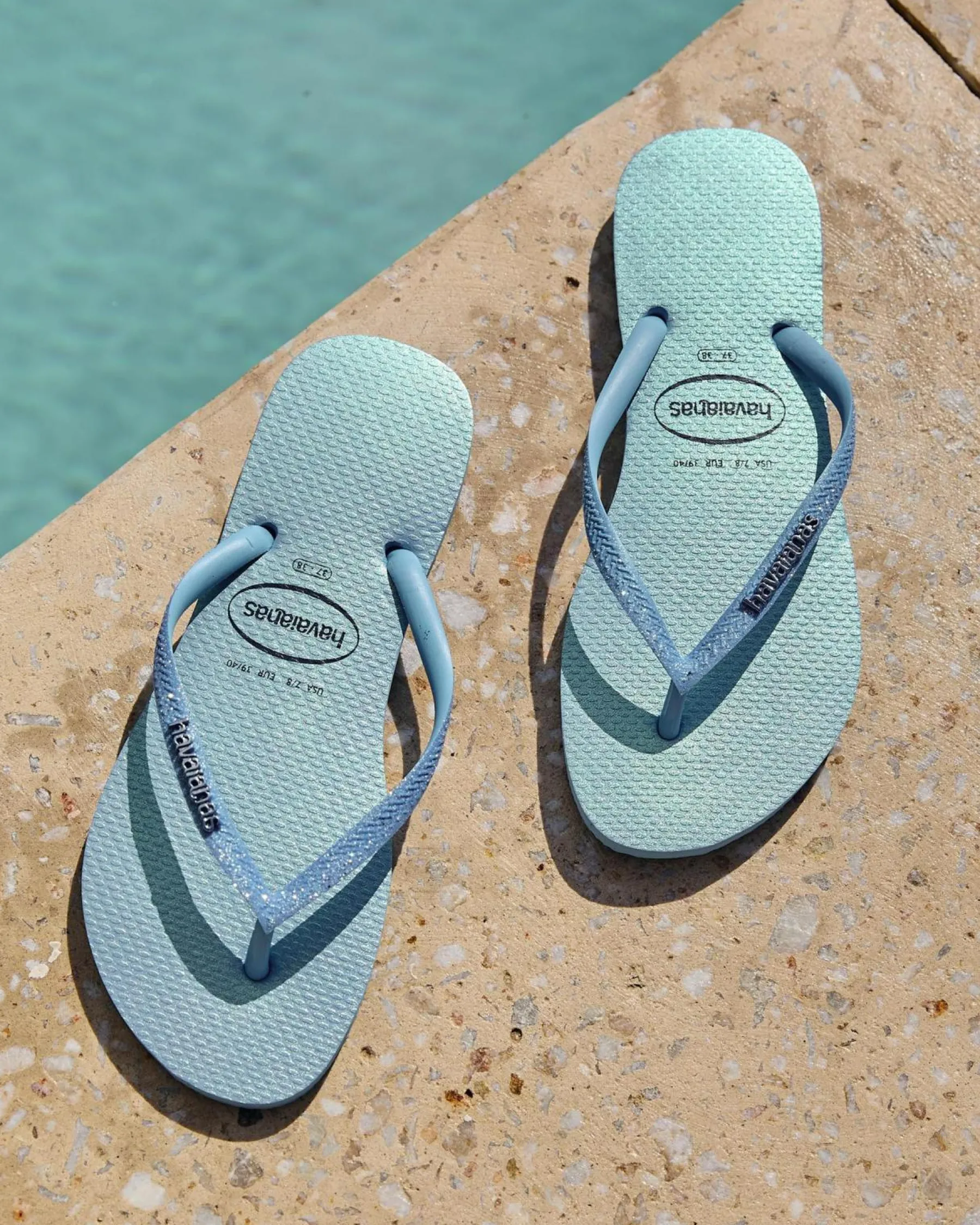 Slim Glitter Iridescent Thongs Women Flip Flops