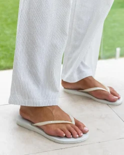 Flip Flops*Havaianas Slim Metallic Thongs White