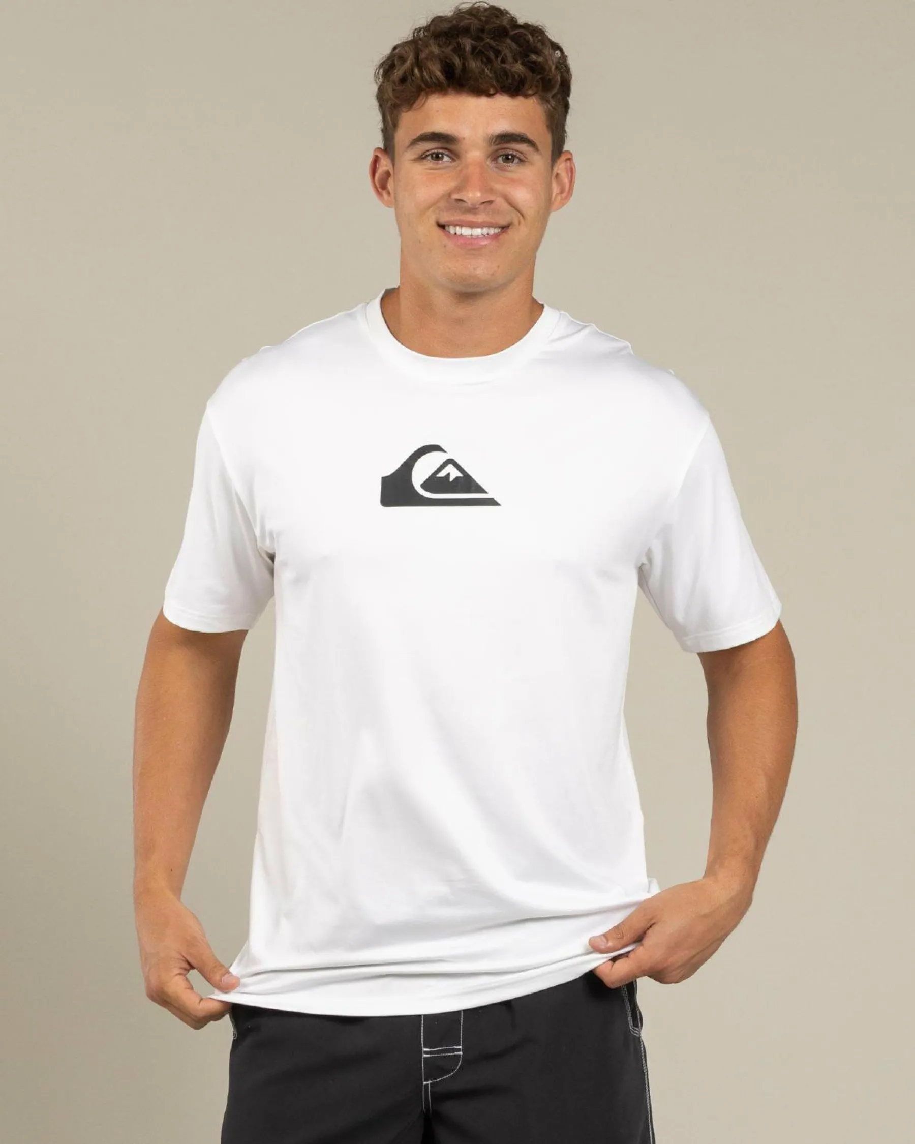 Rashies*Quiksilver Solid Streak Short Sleeve Surf T-Shirt White