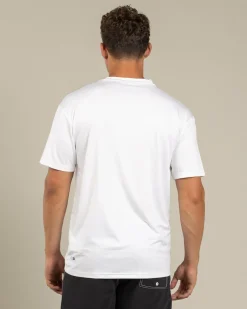 Rashies*Quiksilver Solid Streak Short Sleeve Surf T-Shirt White