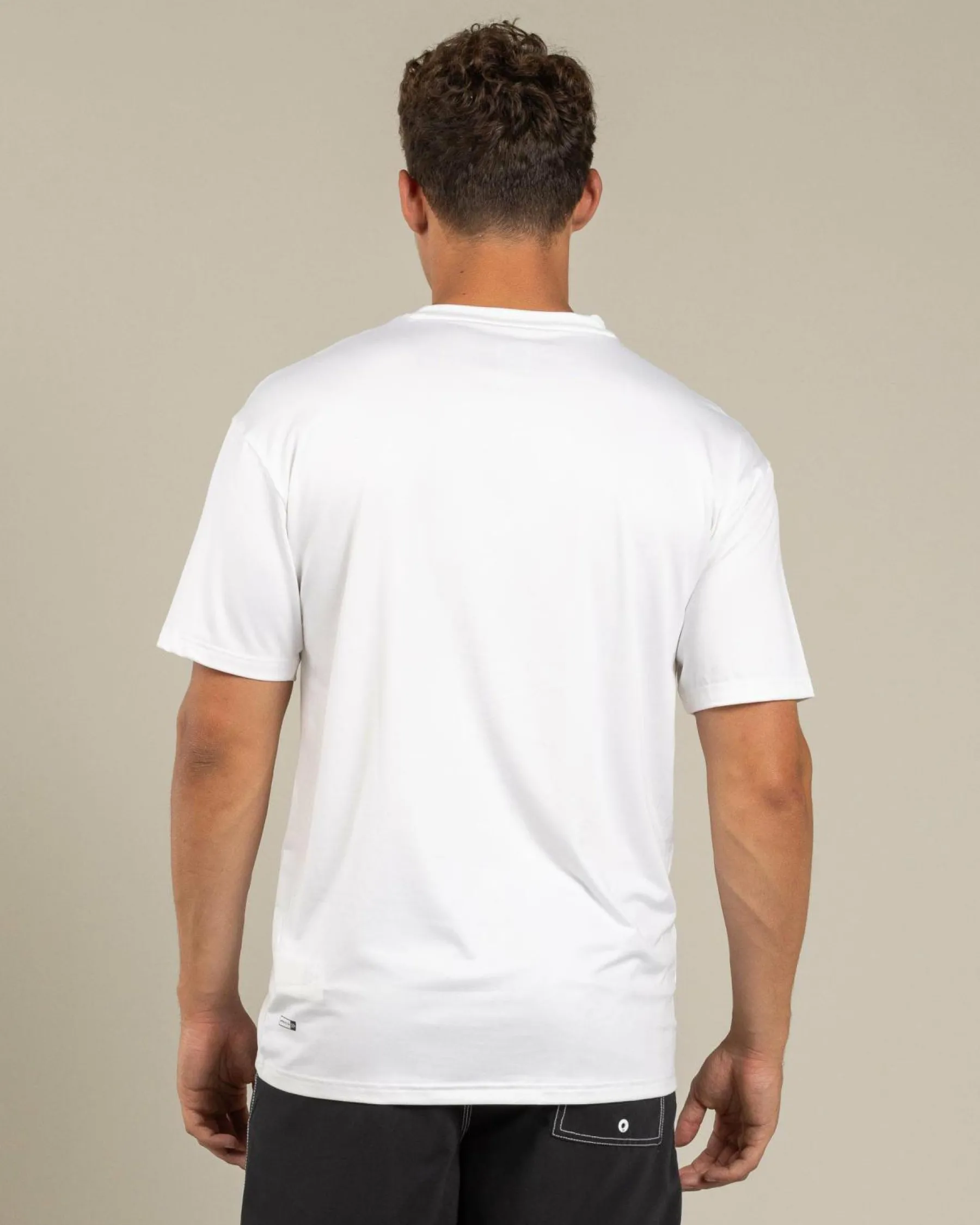 Rashies*Quiksilver Solid Streak Short Sleeve Surf T-Shirt White