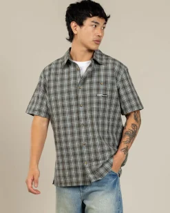 Tops & T-Shirts*Billabong Spec Mogul Short Sleeve Shirt Dark Forest