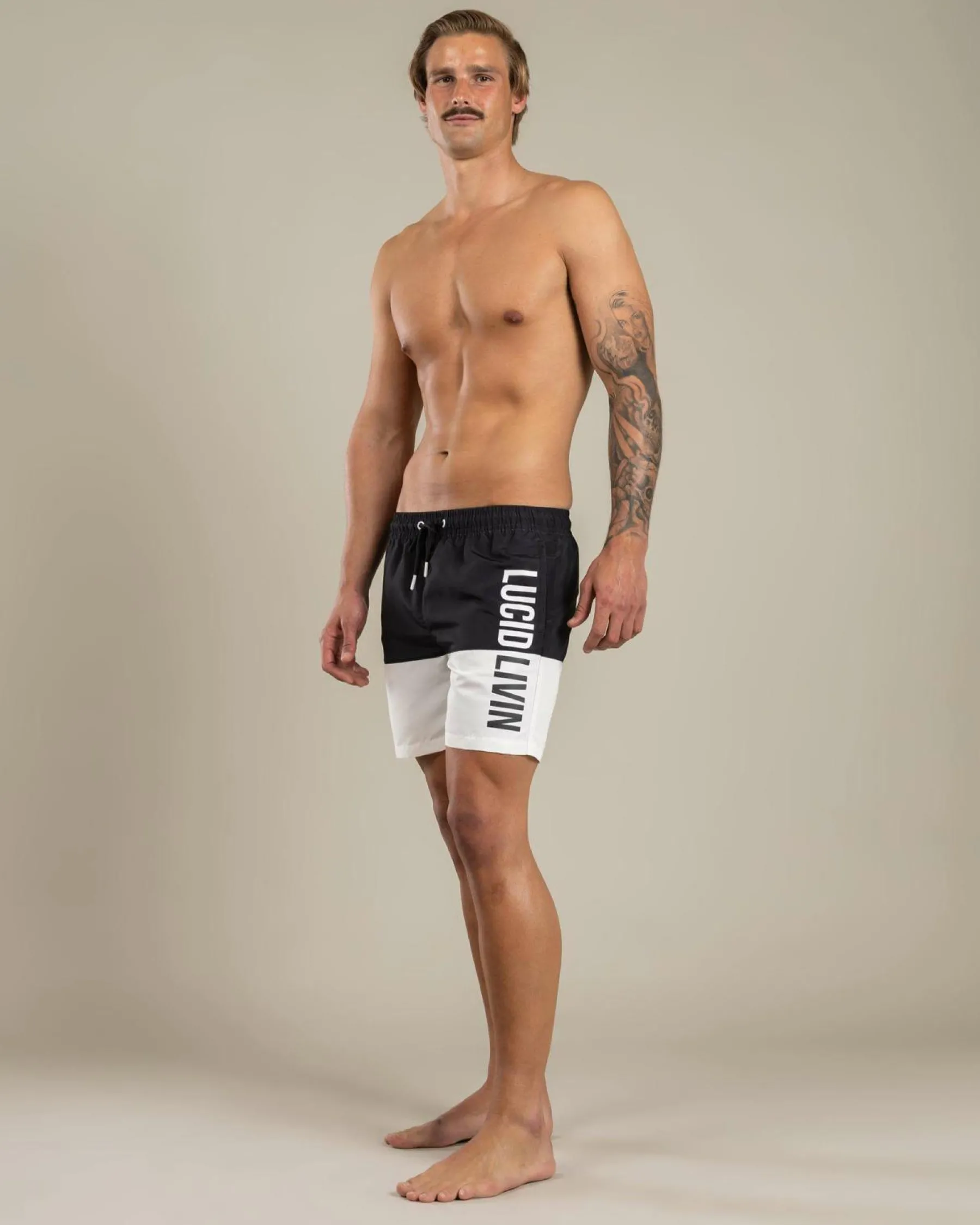 Hot Split Elastic Waist Shorts Shorts & Bottoms