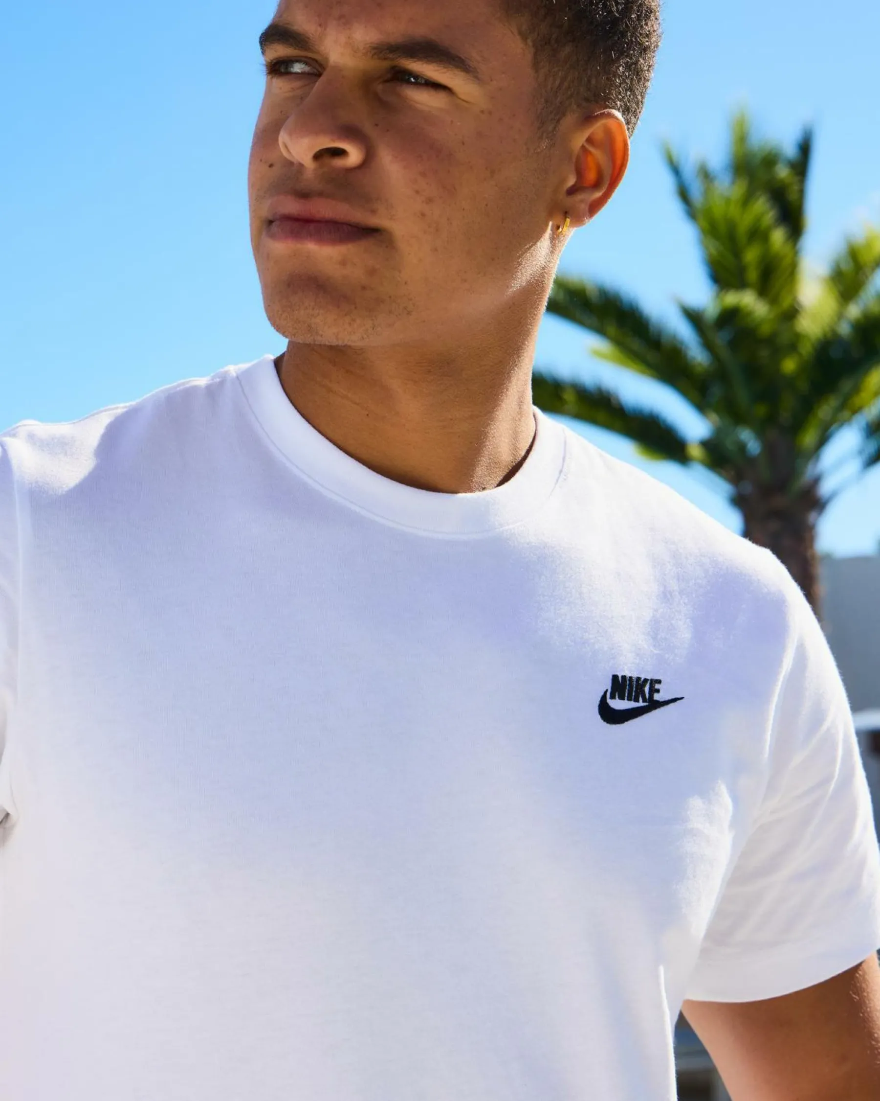 Activewear|Tops & T-Shirts*Nike Sportswear Club T-Shirt White/ Black