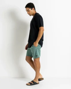 Clearance Stones Hybrid 18" Elastic Waist Shorts Shorts & Bottoms