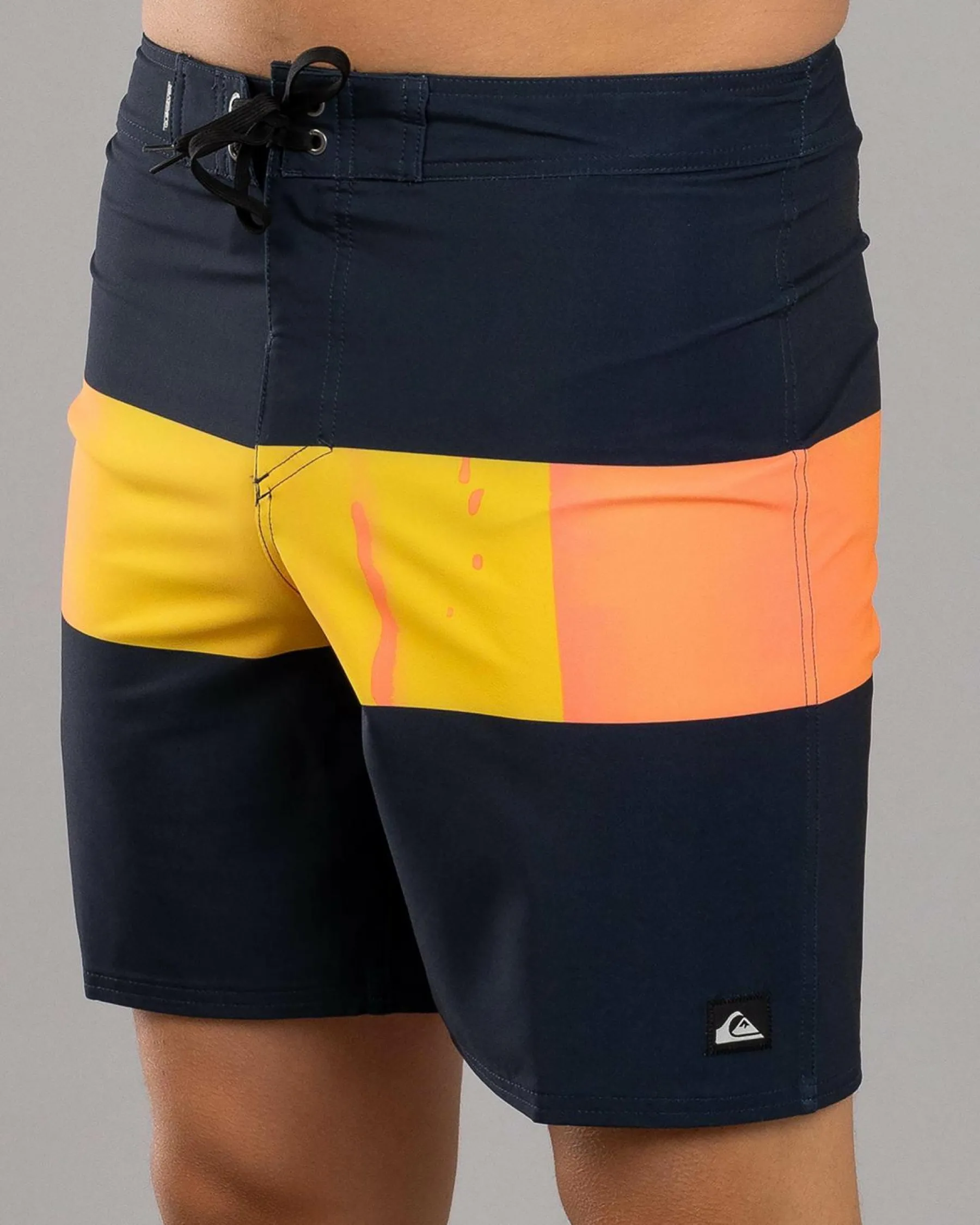 Board Shorts|Shorts & Bottoms*Quiksilver Surfsilk Straight Leg 18" Board Shorts Fiery Coral Bloomfade