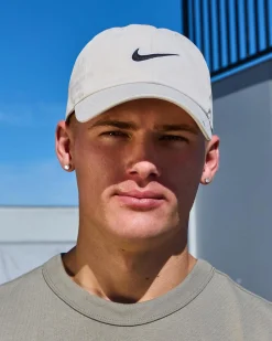Outlet Swoosh Club Cap Headwear