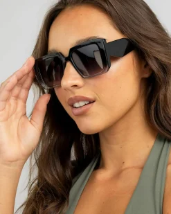 Sunglasses*Indie Eyewear Sydney Sunglasses Gd Black/smoke