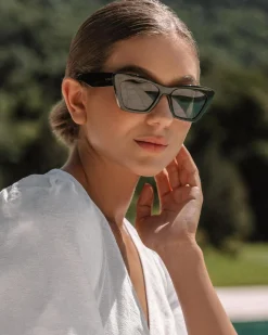 Sunglasses*Carve Tahoe Sunglasses Gloss Black/grey