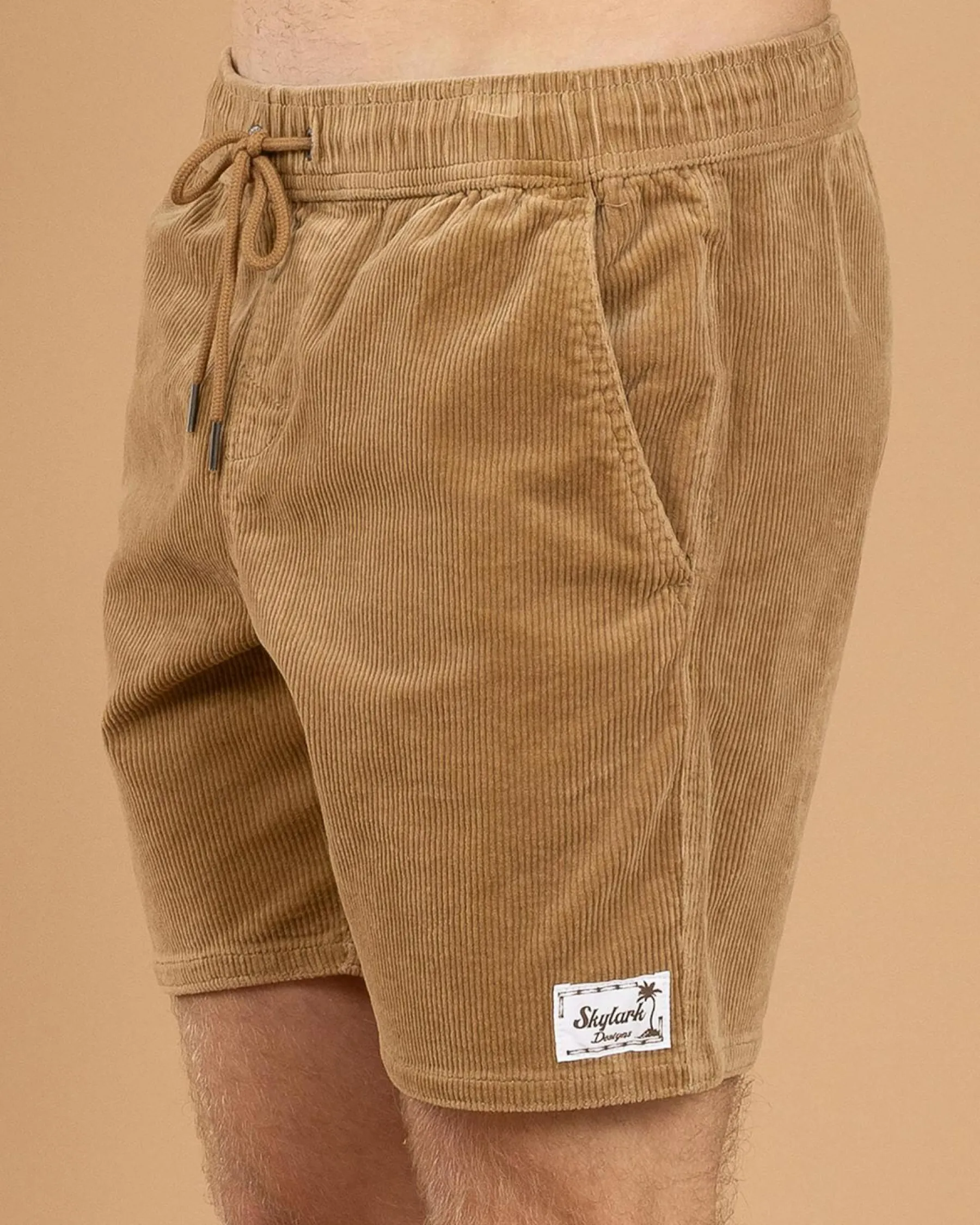 Tether Elastic Waist Shorts Shorts & Bottoms