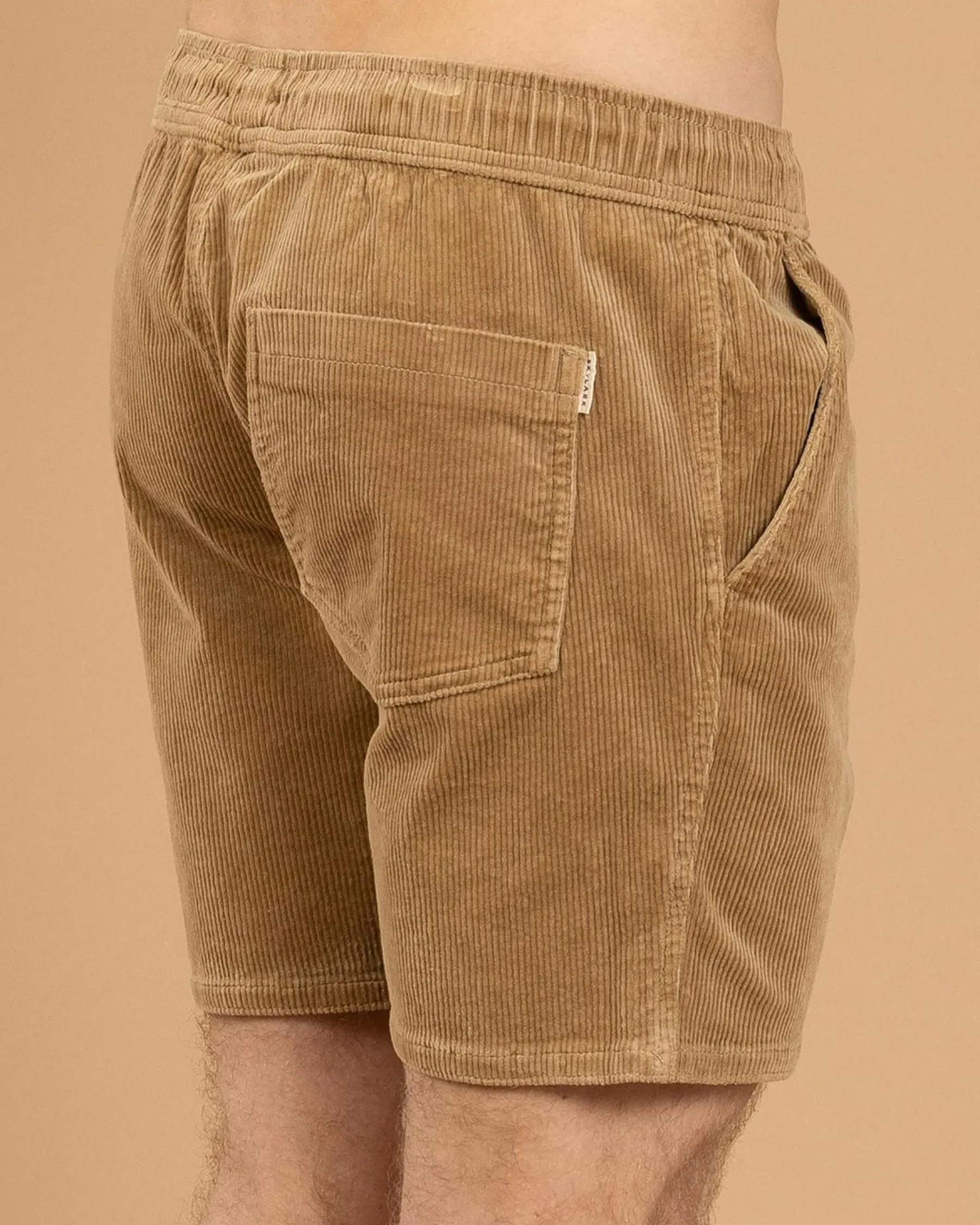 Tether Elastic Waist Shorts Shorts & Bottoms