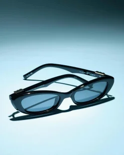 Sunglasses*Le Specs The Whisperer Polarized Sunglasses Black/smoke