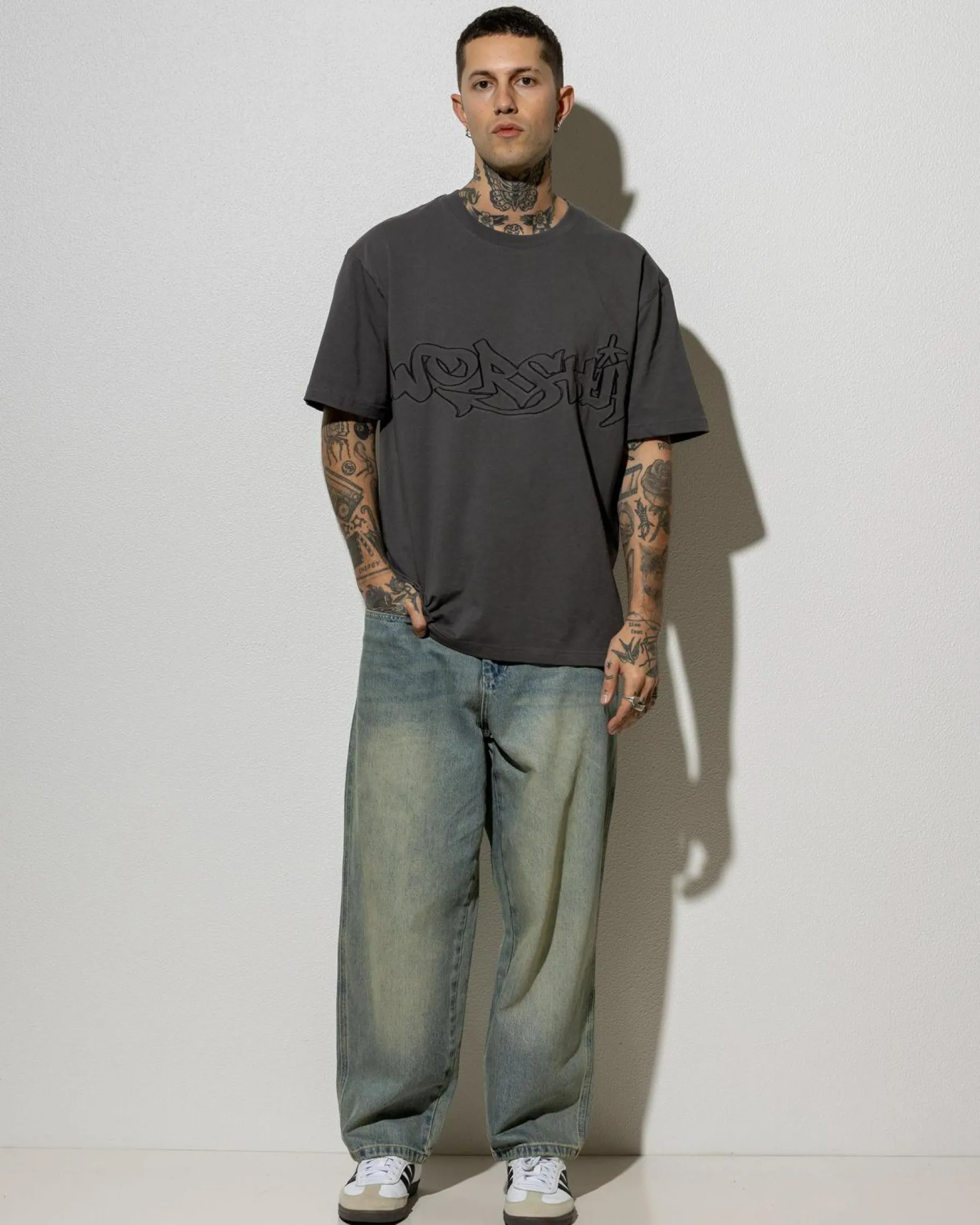 Throws T-Shirt Tops & T-Shirts