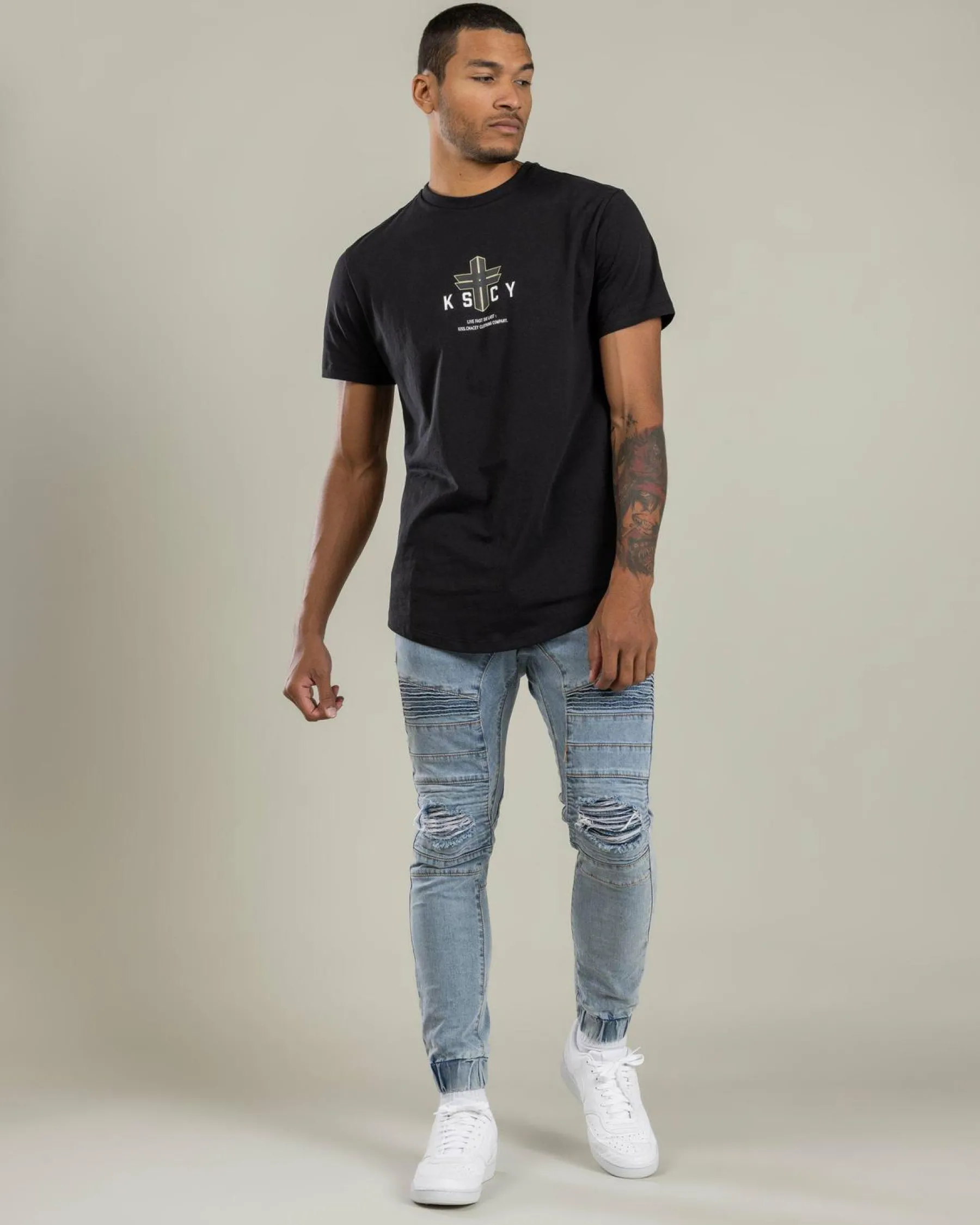 Best Tomb Dual Curve T-Shirt Tops & T-Shirts