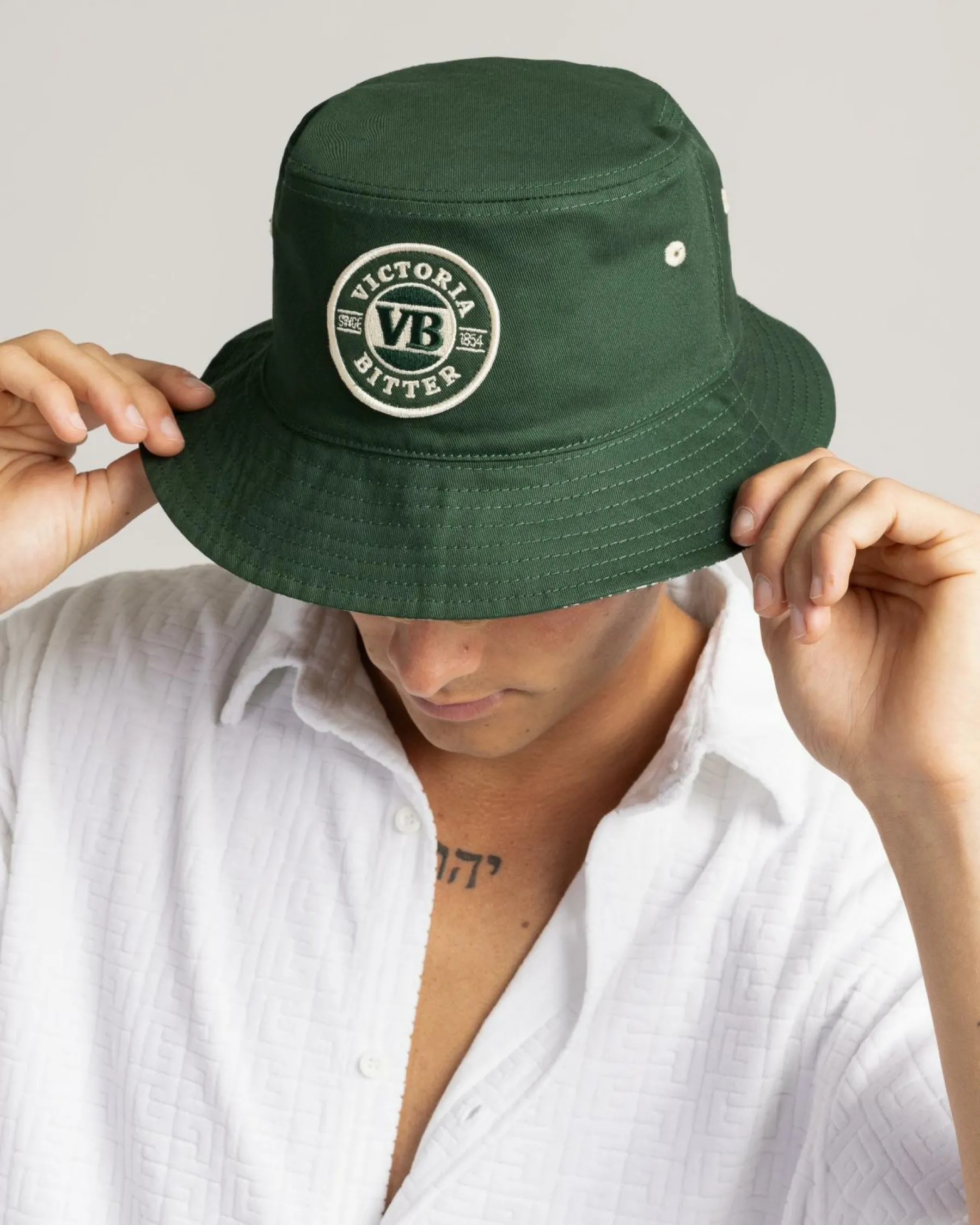 Uncan-ny 2.0 Reversible Bucket Hat Headwear
