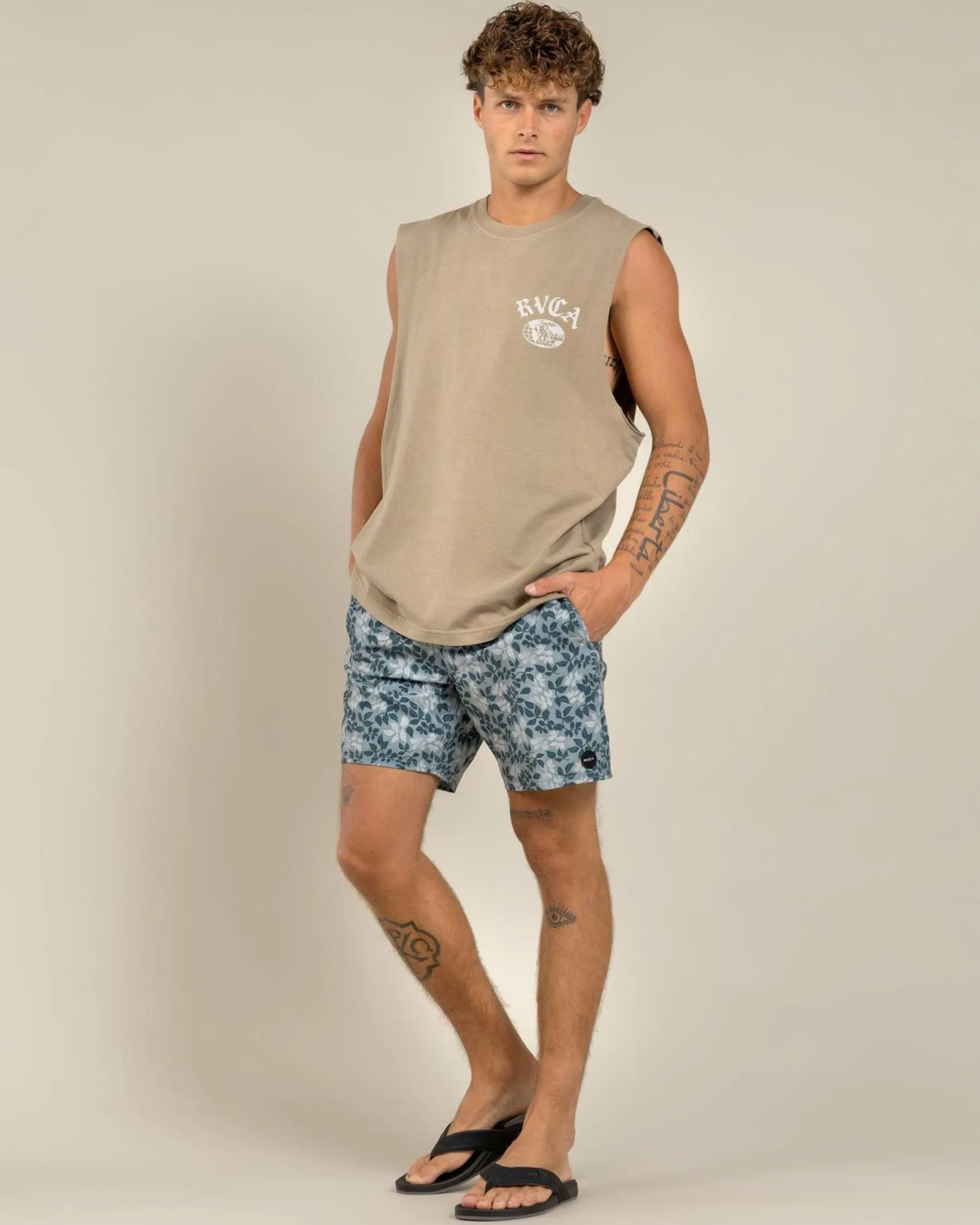 Shorts & Bottoms*RVCA VA Elastic Shorts Lead