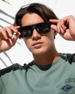 Sunglasses*Carve Vendetta Polarised Sunglasses Black