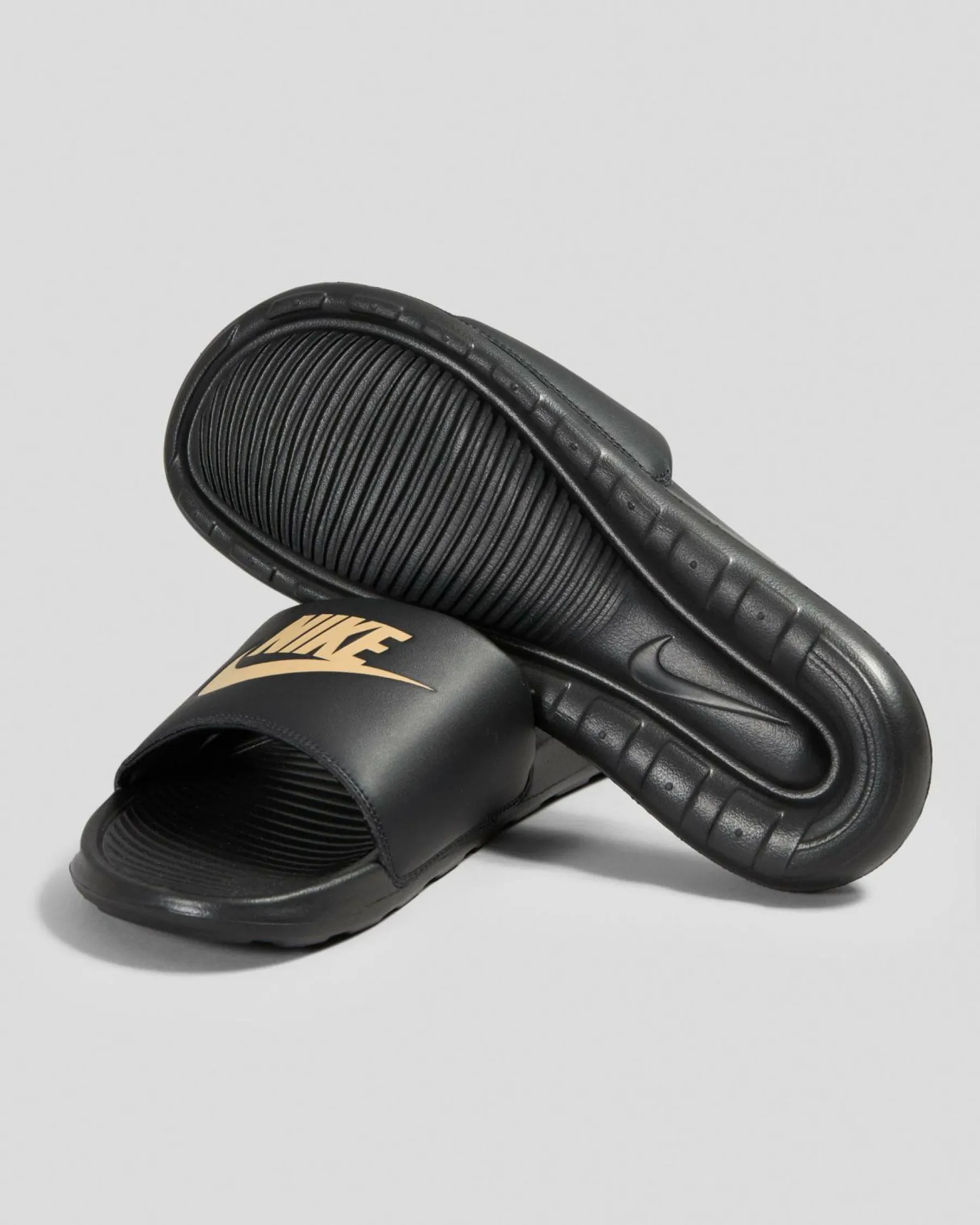 Slides*Nike Victori One Slides Black/metallic Gold-black
