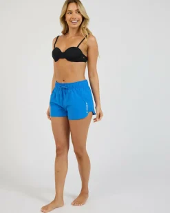 Hot Wave 2" Board Shorts Women Board Shorts