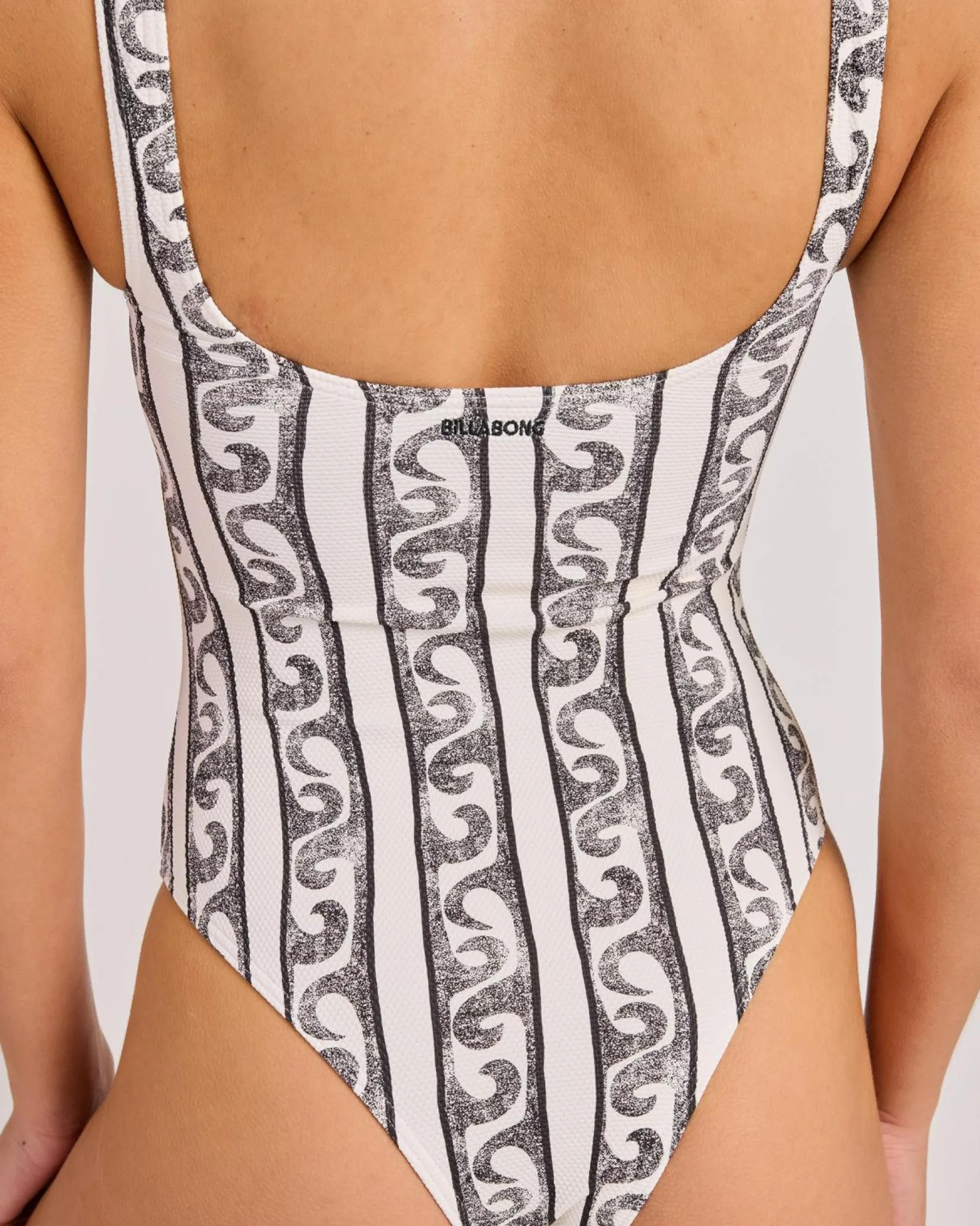 Hot Wave Watcher Scoop Front One Piece Swimsuit Women One Pieces
