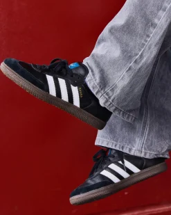 Sneakers*adidas Womens Samba ADV Shoes Core Black/ftwr White/gum5