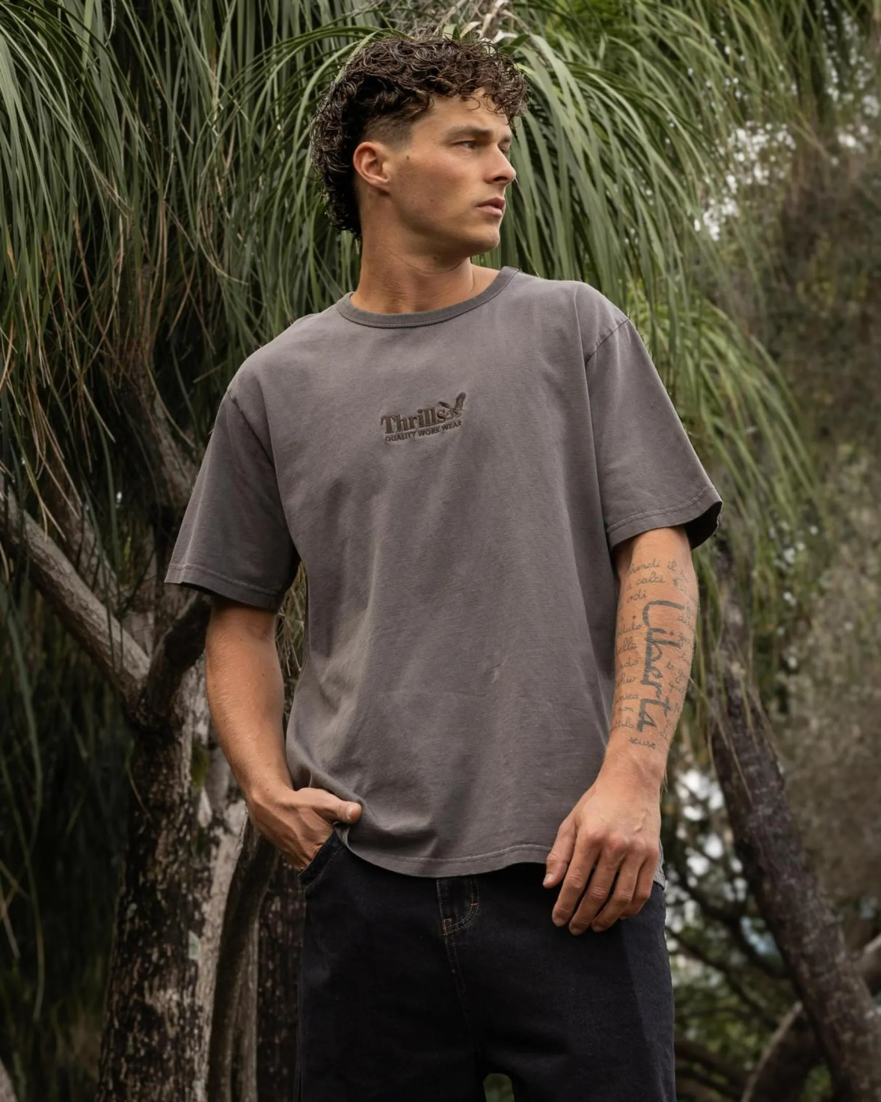 Tops & T-Shirts*Thrills Workwear Embro Merch Fit T-Shirt Charcoal Rose