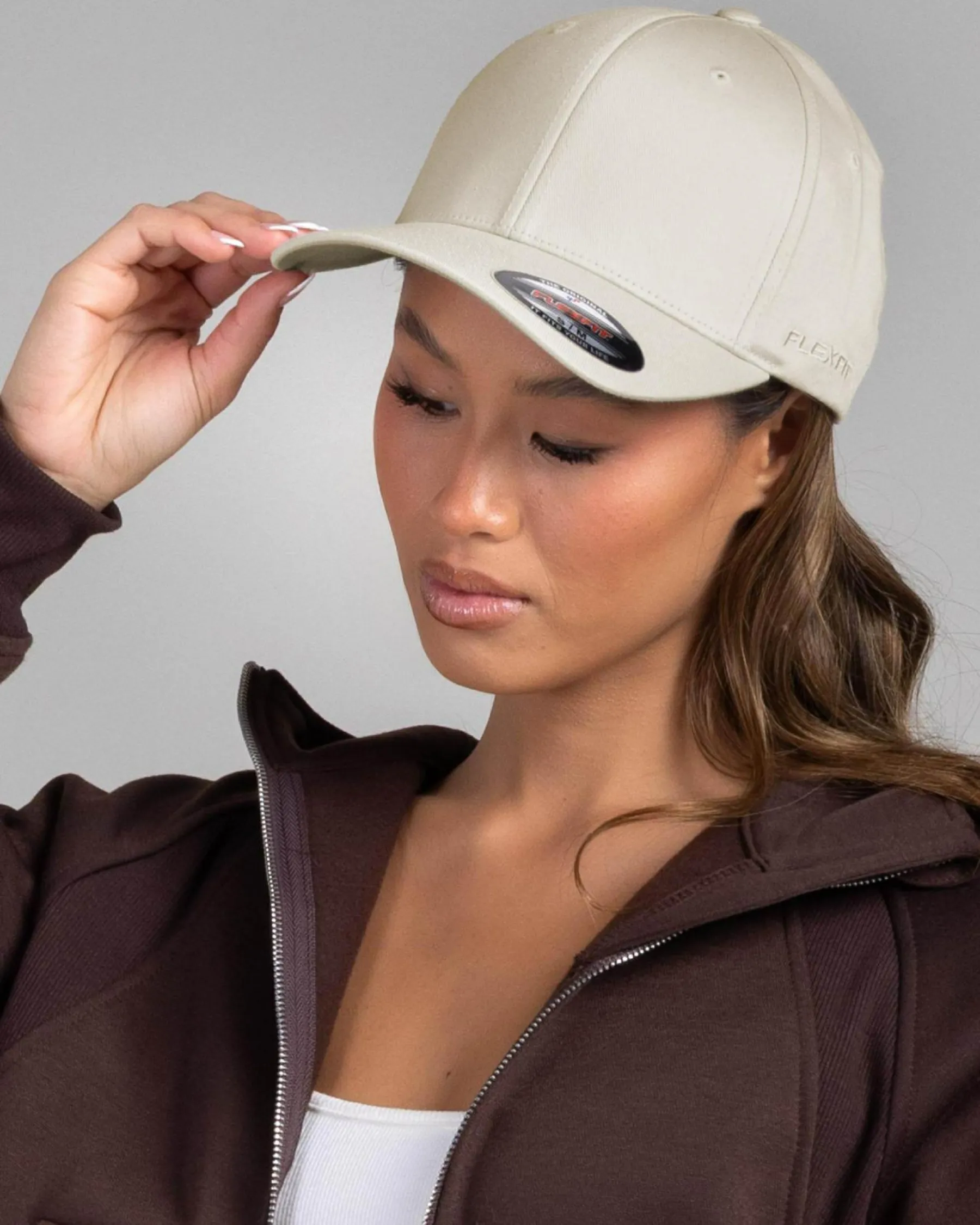 Headwear*Flexfit Worn By The World Cap Light Beige